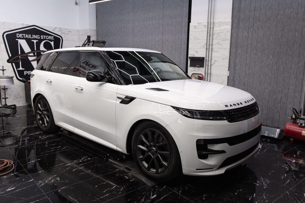 Detailing σε Range Rover σε Κέρωμα Αυτοκινήτου