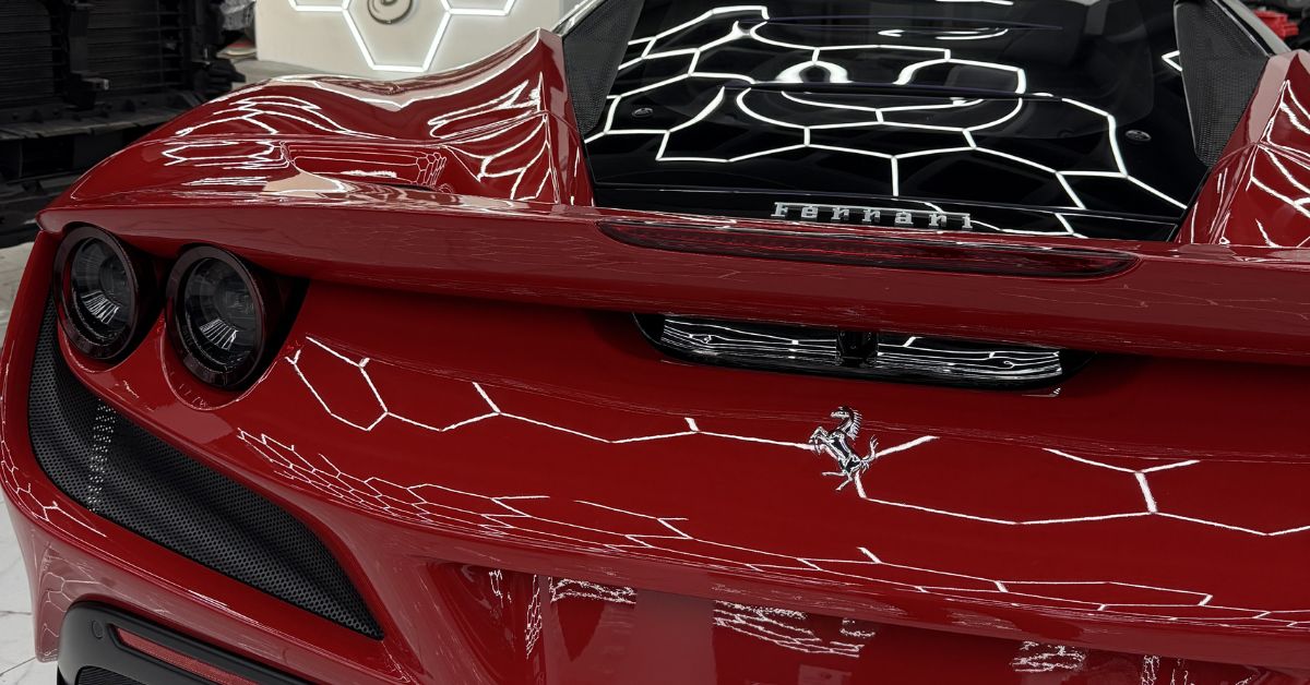 Ferrari γυαλισμένο πίσω μέρος
