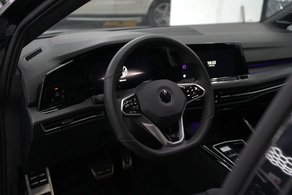 NGT04175 Volkswagen Golf 8 R-Line Τοποθέτηση PPF Μεμβράνης